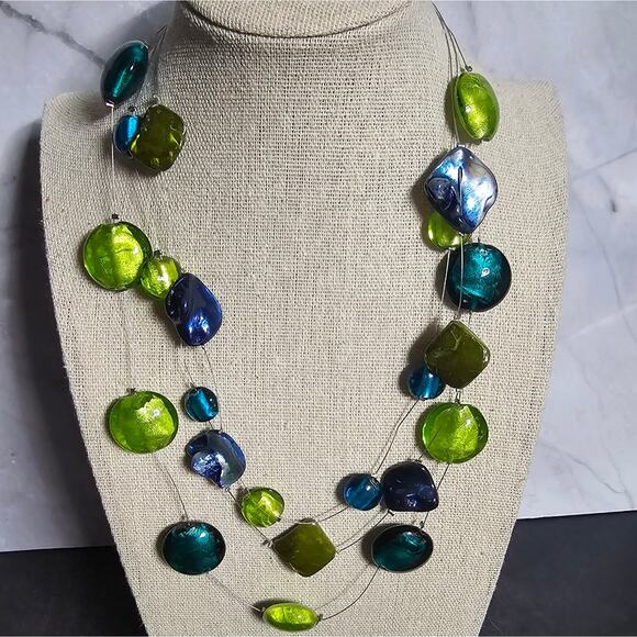 Boutique New floating multistrand Murano / Venetian glass beaded necklace - Picture 6 of 7